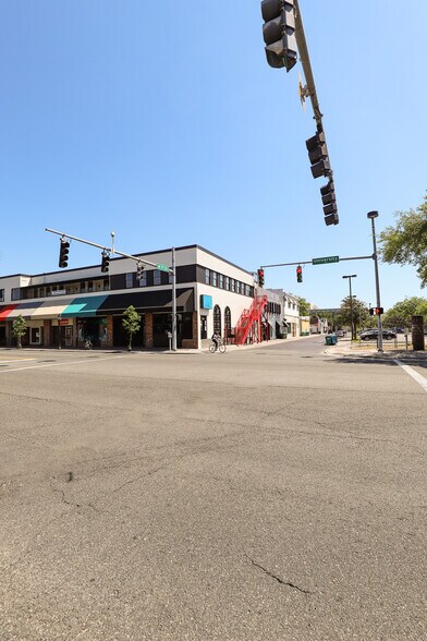 More Photos Of 22 W University Ave, Gainesville Storefront Retail Office For Sale