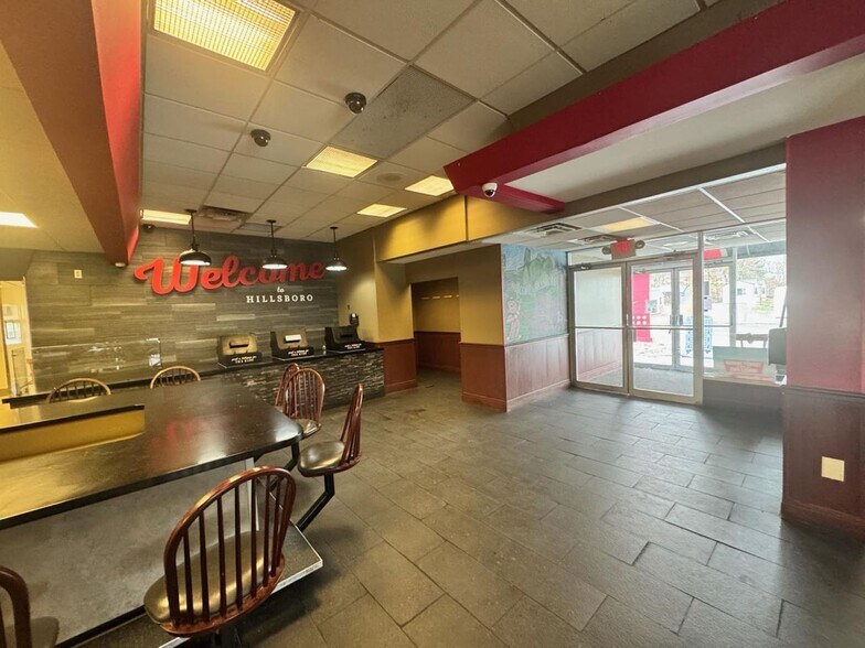 More Photos Of 1285 N High St, Hillsboro Restaurant For Sale
