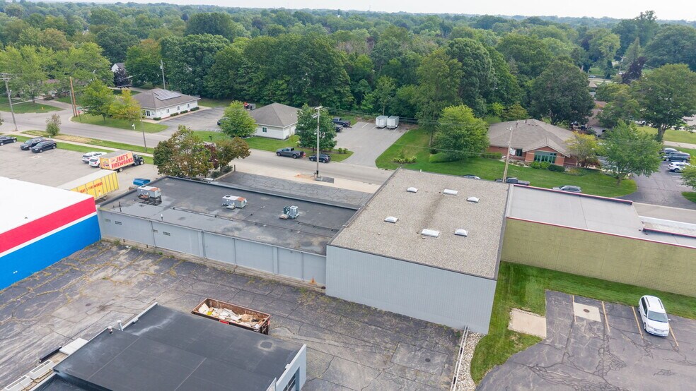 More Photos Of 850 Maple Ave, Holland Industrial For Sale