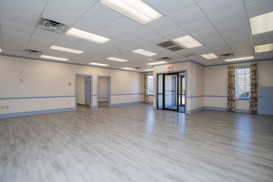More Photos Of 5406 US 29, Blairs Bank For Lease