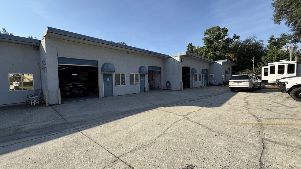 More Photos Of 5508 Benchmark Ln, Sanford Warehouse For Sale