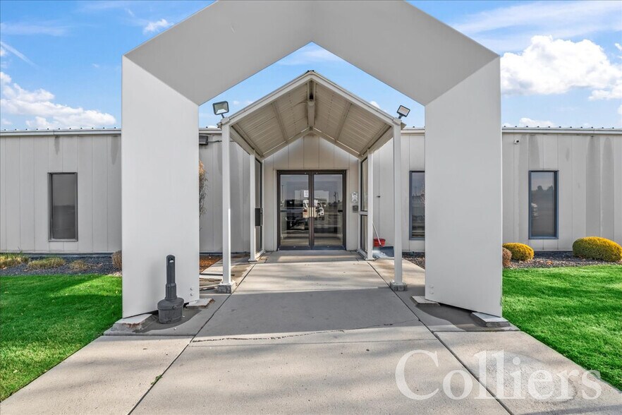 More Photos Of 4600 S Apple St, Boise Manufacturing For Lease