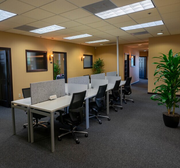 More Photos Of 41911 5th St, Temecula Office For Lease