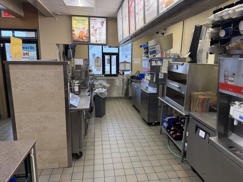 More Photos Of 418 S Ankeny Blvd, Ankeny Restaurant For Sale