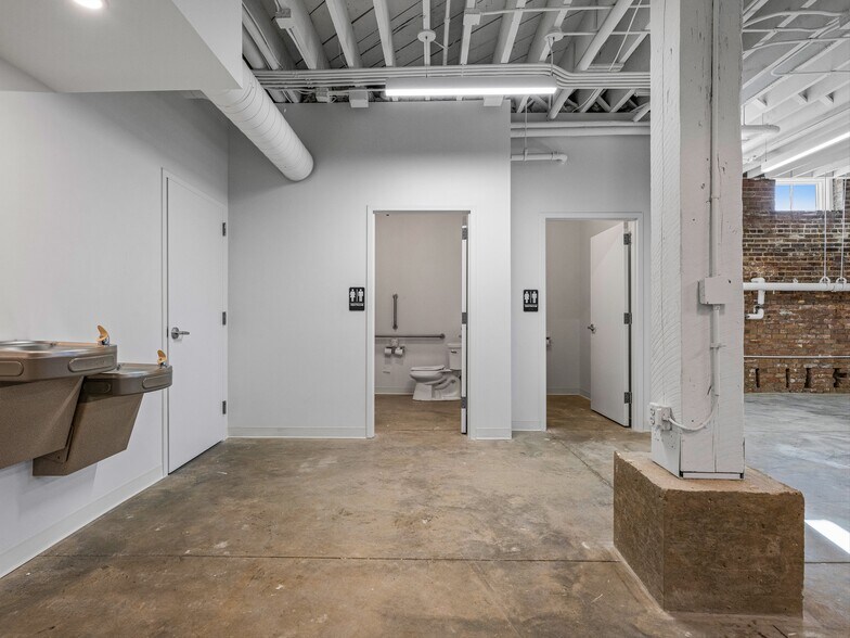 More Photos Of 170 Lyman St, Asheville Office For Lease