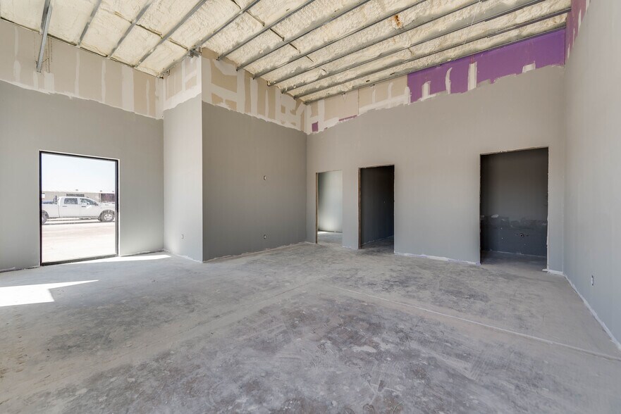 More Photos Of 2400 Steven Rd, Odessa Warehouse For Sale