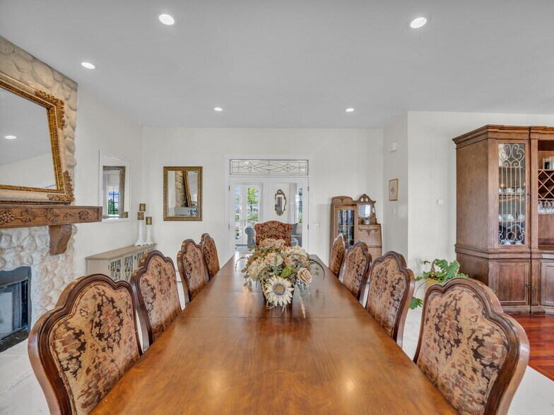 More Photos Of 135 E 200 N, Kanosh Hospitality For Sale