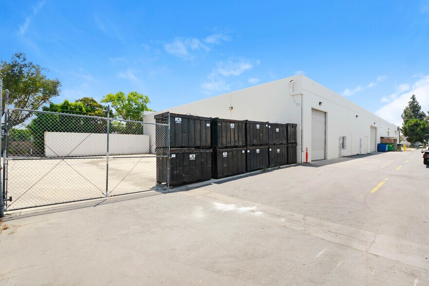 More Photos Of 505 W Lambert Rd, Brea Warehouse For Sale