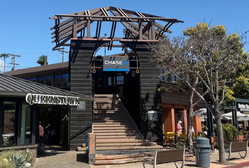 More Photos Of 1435 Camino del Mar, Del Mar Storefront Retail Office For Lease