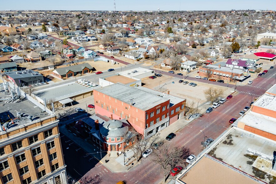 More Photos Of 705 N 2nd Ave, Dodge City Loft Creative Space For Sale