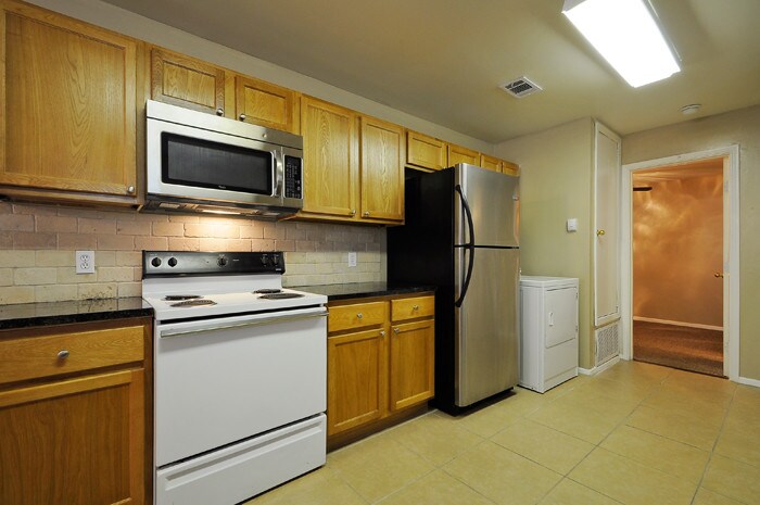 More Photos Of 2841 San Gabriel St, Austin Specialty For Sale