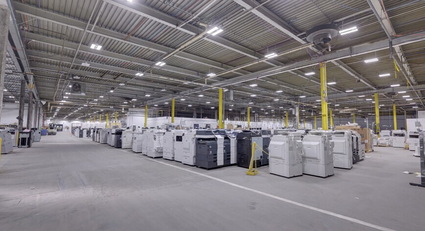 More Photos Of 1 Lisbon St, Clifton Distribution For Sale