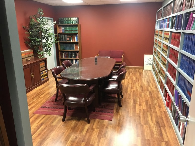More Photos Of 412 E Madison St, Tampa Office For Sale