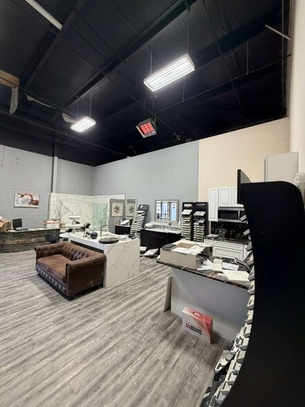 More Photos Of 14889 Persistence Dr, Woodbridge Flex For Lease