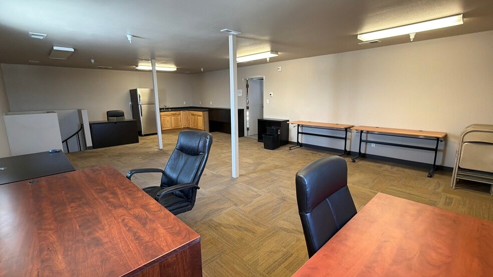 More Photos Of 1088 N Robertson Rd, Casper Flex For Sale