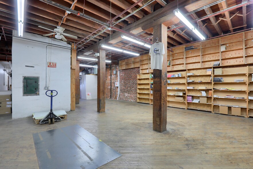 More Photos Of 6155-6165 E Main St, East Petersburg Industrial For Sale