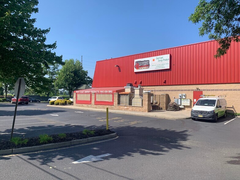 More Photos Of 10 State Highway 36, West Long Branch Freestanding For Lease