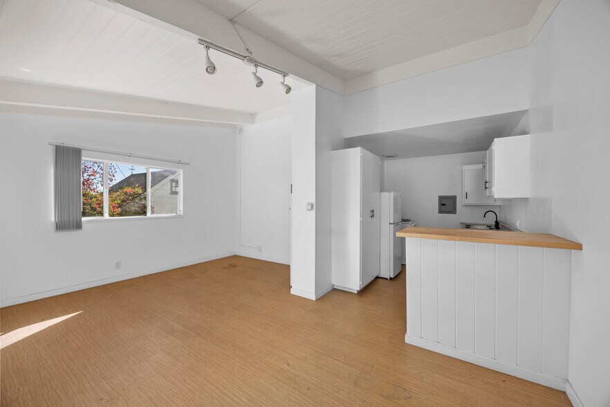 More Photos Of 1904 S Robertson Blvd, Los Angeles Apartments For Sale