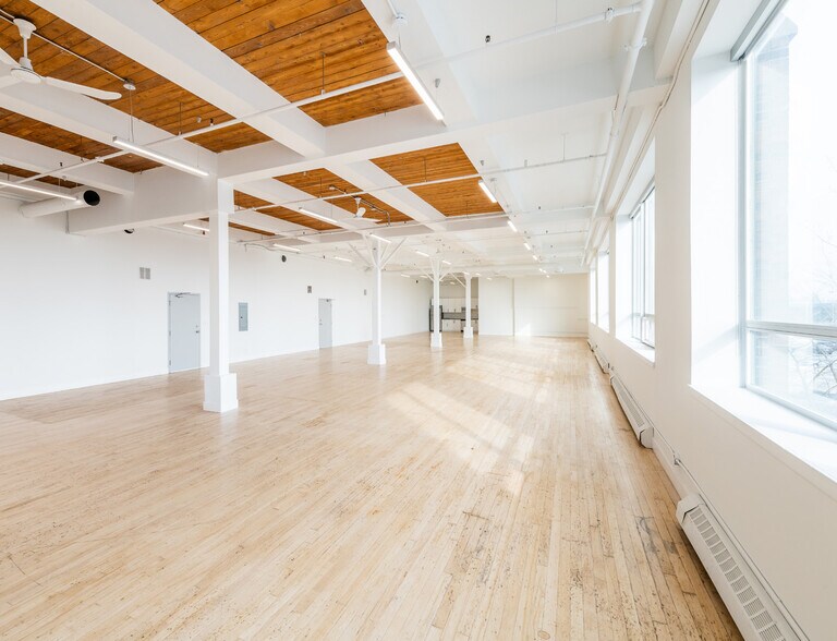 More Photos Of 20 Leslie St, Toronto Loft Creative Space For Lease