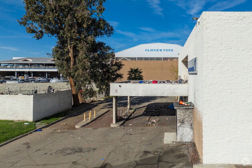 More Photos Of 250 N G St, San Bernardino Office For Sale