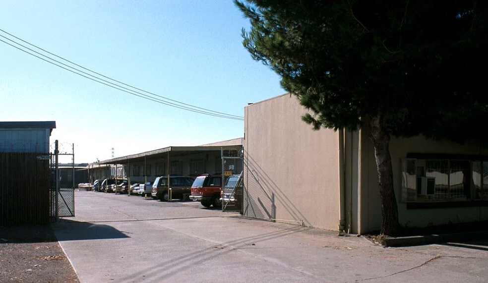 More Photos Of 6425 San Leandro St, Oakland Industrial For Sale