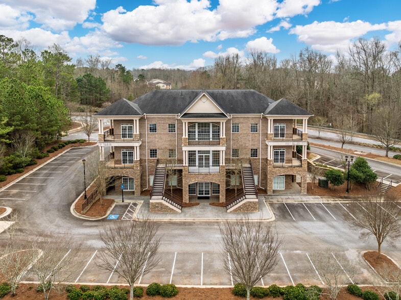 More Photos Of 174 Ashley Park Blvd, Newnan Office For Sale