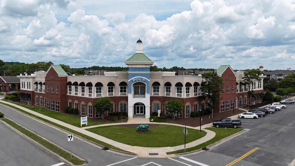 More Photos Of 50101 Governors Dr, Chapel Hill Office For Lease