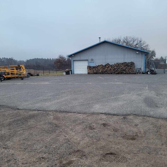 More Photos Of 4628 Isanti Trl, North Branch Freestanding For Lease