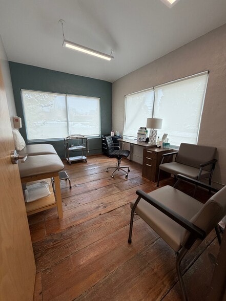 More Photos Of 3922 W Market St, Greensboro Medical For Sale