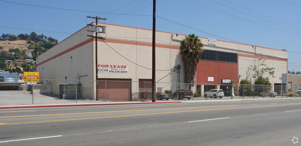 More Photos Of 1550 N San Fernando Rd, Los Angeles Warehouse For Lease