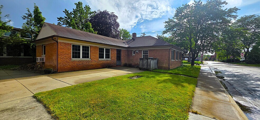 More Photos Of 24 Beech St, Berea Office For Sale