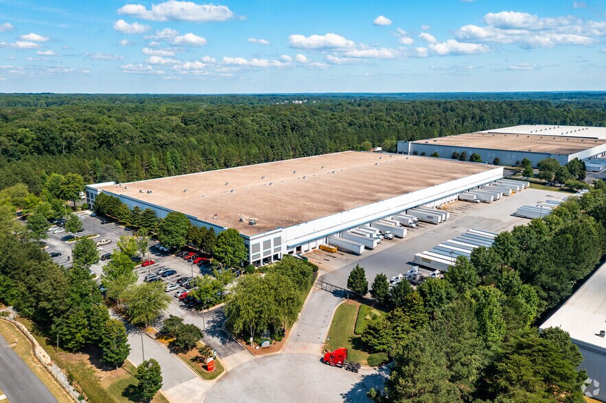 More Photos Of 3000 Southpark Blvd, Ellenwood Warehouse For Lease