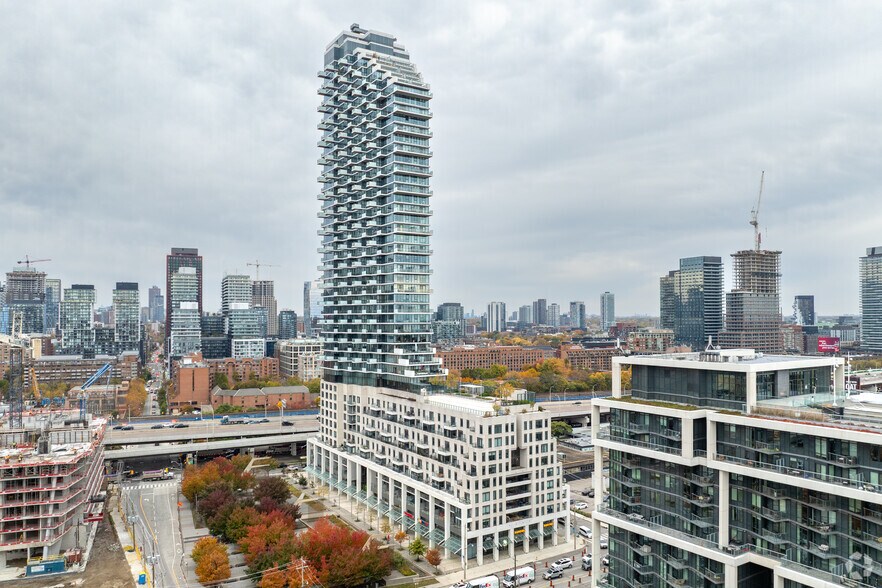 Primary Photo Of 190 Queens Quay E, Toronto Apartments For Lease