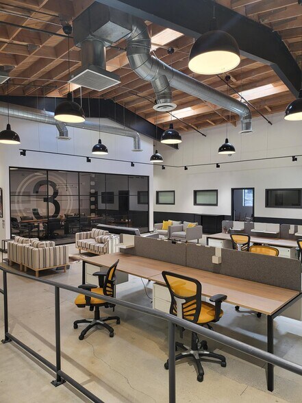 More Photos Of 3000 N Hollywood Way, Burbank Office For Lease