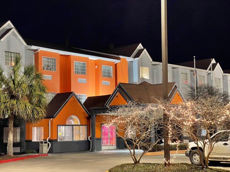 More Photos Of 10645 Reiger Rd, Baton Rouge Hotel For Sale