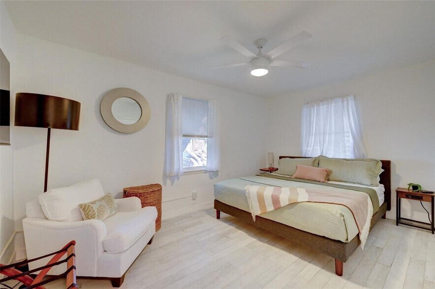 More Photos Of 1944 NE 5th St, Deerfield Beach Apartments For Sale