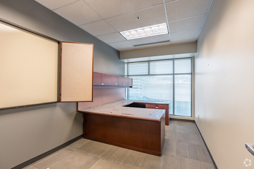 More Photos Of 111 N Wall St, Spokane Office For Lease