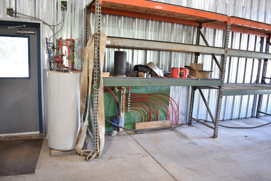 More Photos Of 135 Howard Rd, Fulton Industrial For Sale