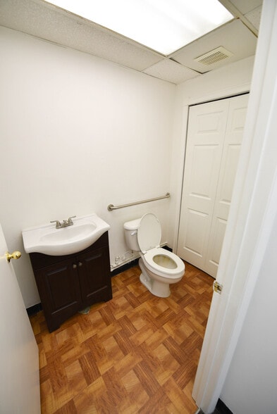 More Photos Of 1200 N Central Ave, Kissimmee Office For Lease