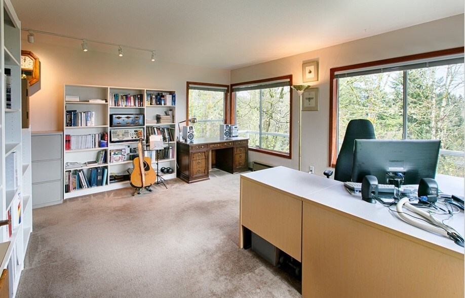 More Photos Of 3020-3024 SW 12th Ave, Portland Apartments For Sale