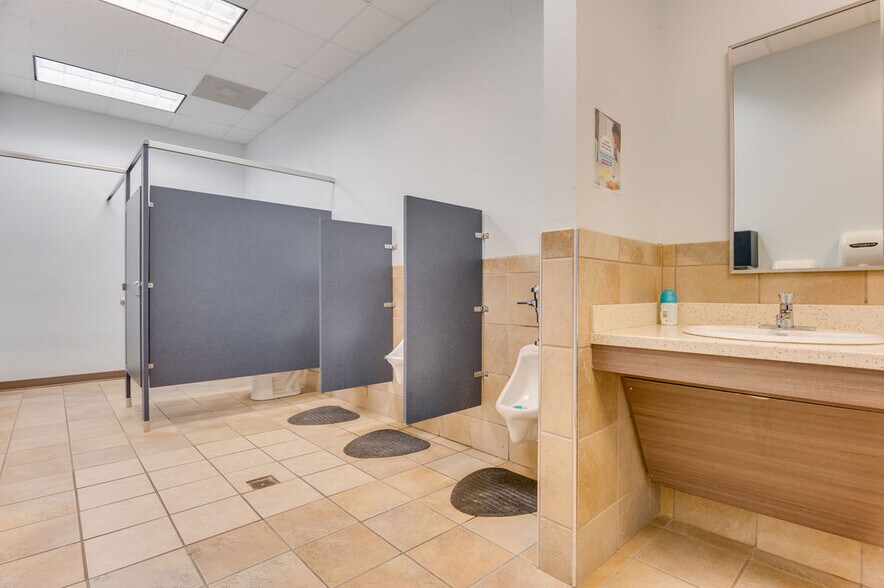 More Photos Of 105 New Frontier Way, Jacksonville Schools For Sale