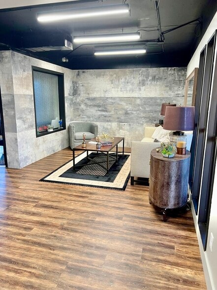 More Photos Of 1144 N St. Francis, Wichita Medical For Sale