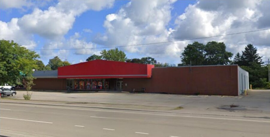 More Photos Of 10376 Bennett Rd, Fredonia General Retail For Lease
