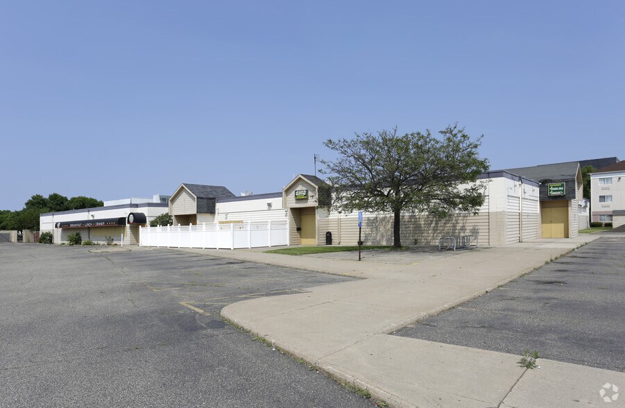 More Photos Of 6440 James Cir N, Brooklyn Center Bowling Alley For Sale