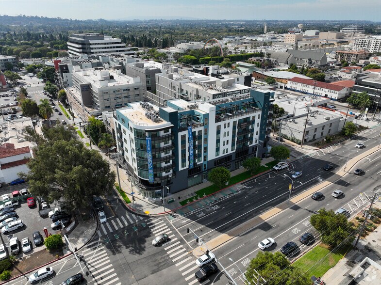 More Photos Of 9900 Venice Blvd, Culver City Apartments For Lease