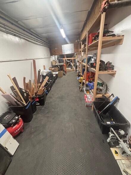 More Photos Of 3305-3311 Grande Vista Dr, Newbury Park Warehouse For Sale