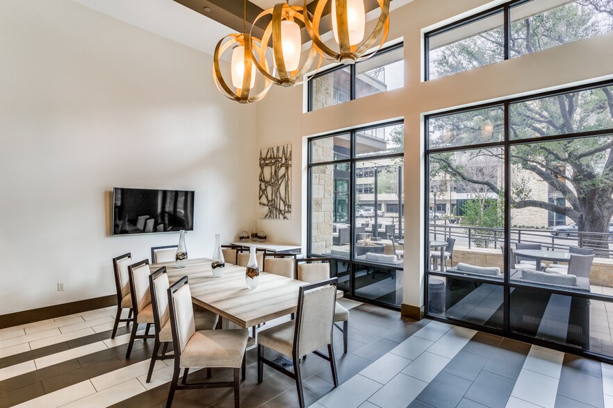 More Photos Of 4646 Amesbury Dr, Dallas Apartments For Lease