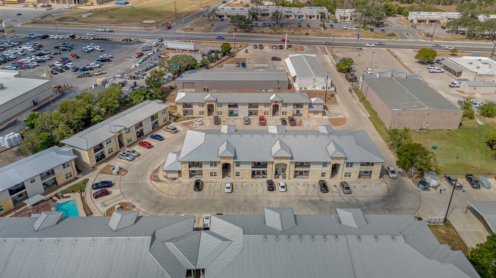 More Photos Of 1407 Sidney Baker St, Kerrville Apartments For Sale