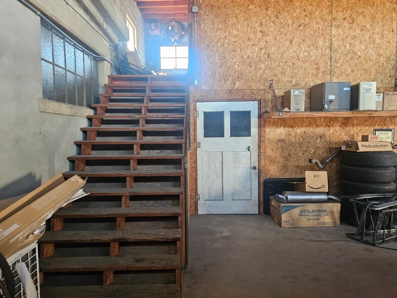 More Photos Of 173 Water St, Bridgeton Warehouse For Sale