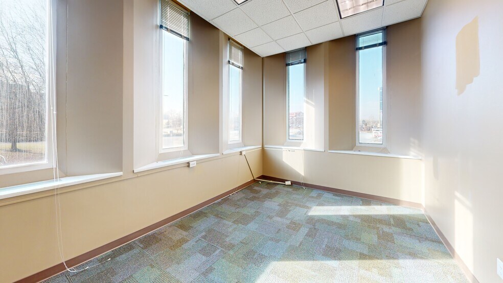 More Photos Of 3721 Tecport Dr, Harrisburg Office For Sale